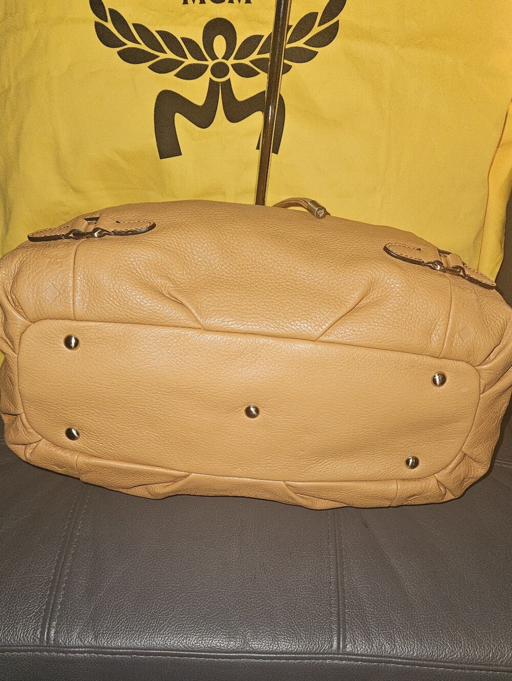 MCM Tan Leather Drawstring Shoulder Bag - Picture 8 of 9